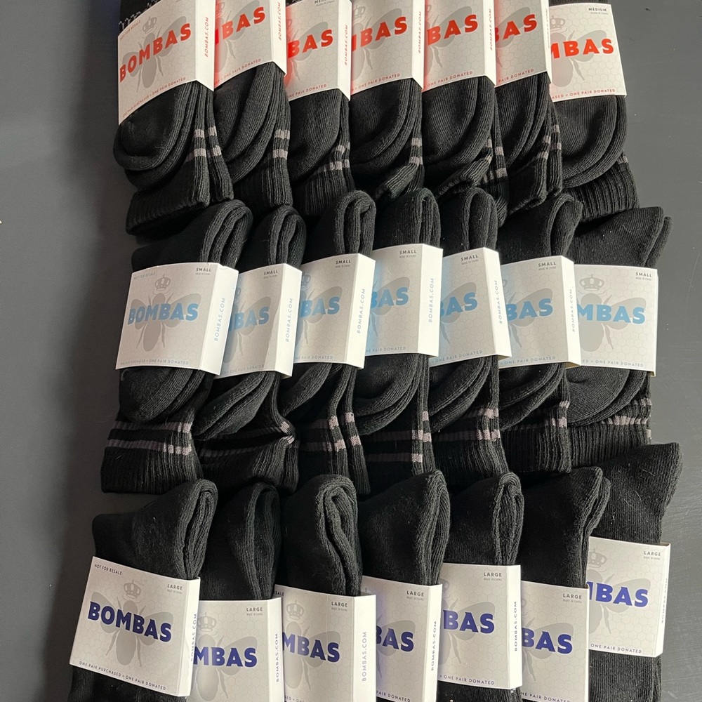 Lot of 7x3 Bombas Men's Black Socks Size Large Small medium, Calf Socks